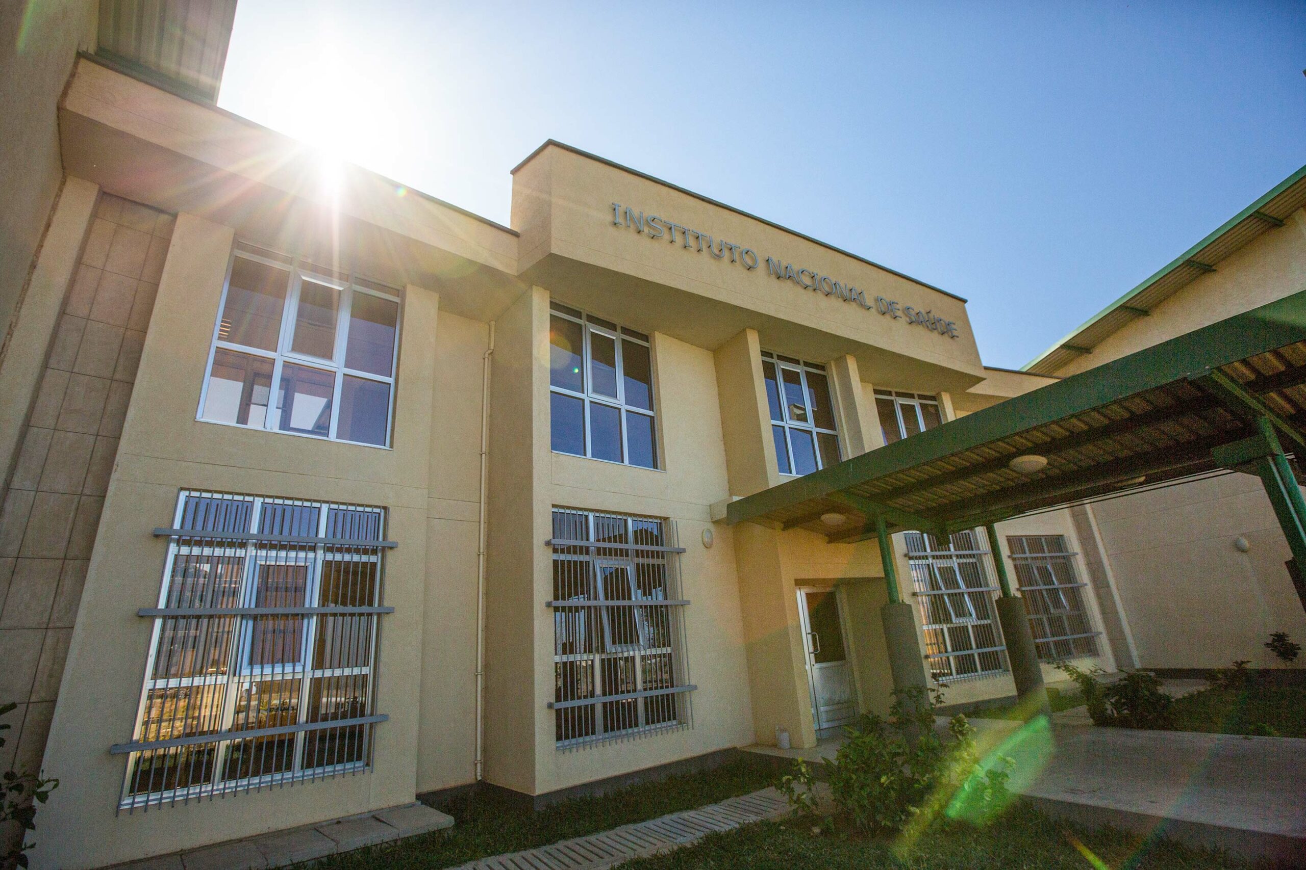 Candidate-se ao - Instituto Nacional de Saúde - Moçambique